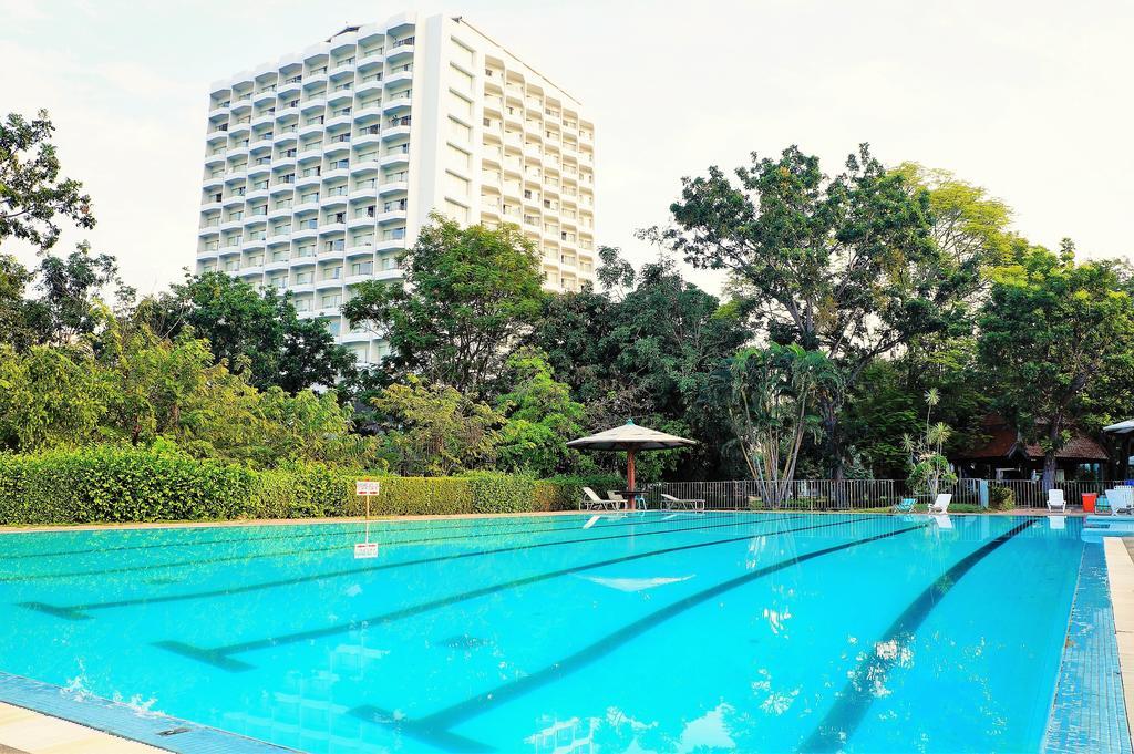 Pattaya Park Beach Resort Exterior photo