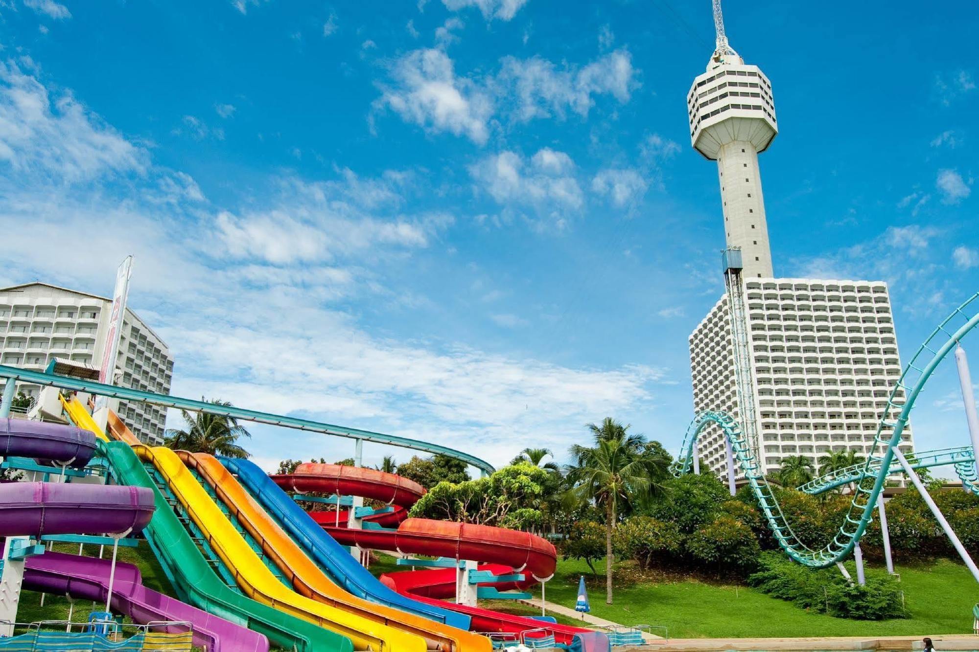 Pattaya Park Beach Resort Exterior photo